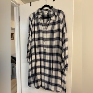 💜 Blue and White plaid Flannel Dress